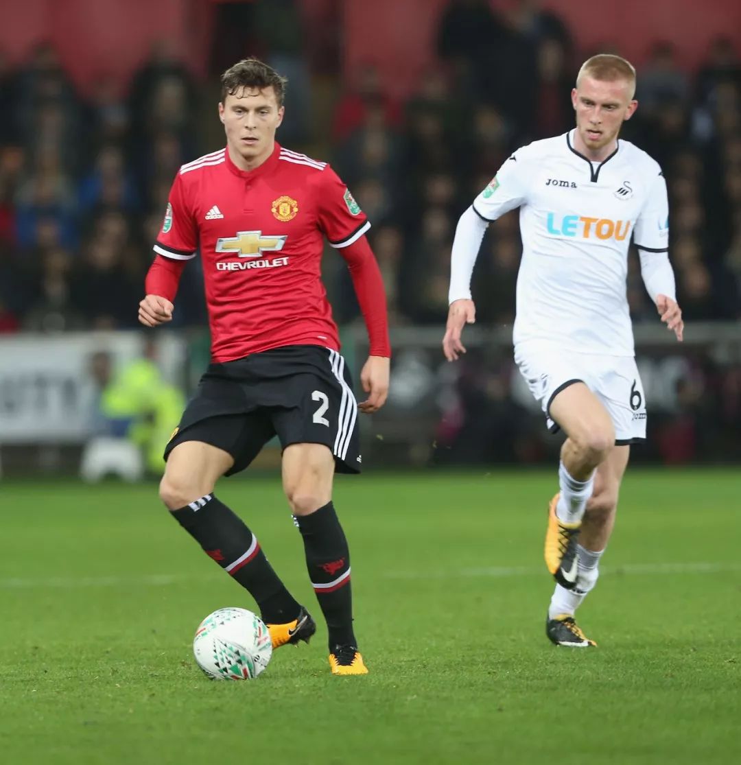 两人关系密 两人关系密